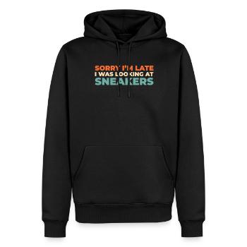 Sneakers - Männer Premium Bio Hoodie - Schwarz - Vorne - Nico (187cm)