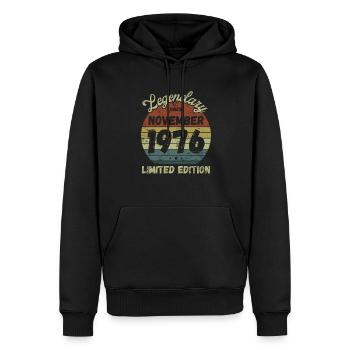 Legendary since November 1976 - Geburtstag - Männer Premium Bio Hoodie - Schwarz - Vorne - Nico (187cm)