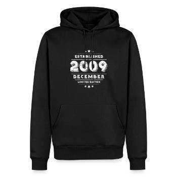 Anniversaire en Décembre 2009 - Décembre - Sweat à capuche Premium bio Homme - noir - Devant - Nico (187cm)