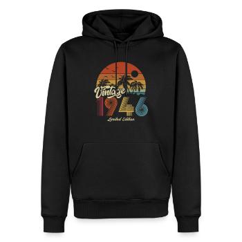 1946 Birthday Born in 1946 Retro Vintage - Men’s Premium Organic Hoodie - black - Front - Nico (187cm)