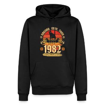 Viking Vintage 1982 40 Jahre Jubiläum - Männer Premium Bio Hoodie - Schwarz - Vorne - Nico (187cm)