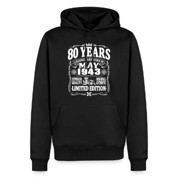 80 Jahre alt - Mai 1943 geboren - Männer Premium Bio Hoodie - Schwarz - Vorne - Nico (187cm)