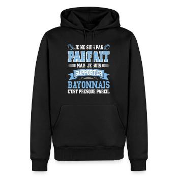 Homme Bayonnais Bayonne Rugbyman Rugby Humour - Sweat à capuche Premium bio Homme - noir - Devant - Nico (187cm)