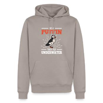 Papageitaucher Fliegen Unter Wasser Eistaucher - Männer Premium Bio Hoodie - Taupe - Vorne - Nico (187cm)