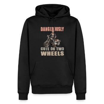Dangerously On Two Wheels Motorradfaherin - Männer Premium Bio Hoodie - Schwarz - Vorne - Nico (187cm)