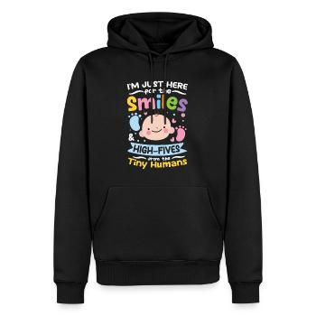 I'm Just Here For The Smiles From Tiny Humans - Männer Premium Bio Hoodie - Schwarz - Vorne - Nico (187cm)