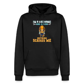 I'm A Mechanic And A Mom Nothing Scares Me - Männer Premium Bio Hoodie - Schwarz - Vorne - Nico (187cm)
