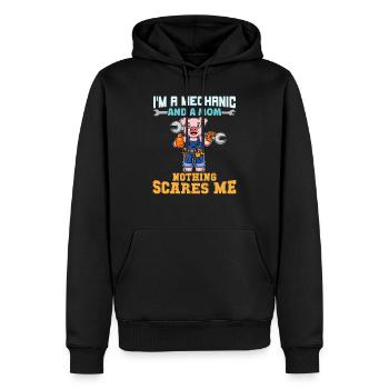 I'm A Mechanic And A Mom Nothing Scares Me - Männer Premium Bio Hoodie - Schwarz - Vorne - Nico (187cm)