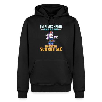 I'm A Mechanic And A Mom Nothing Scares Me - Männer Premium Bio Hoodie - Schwarz - Vorne - Nico (187cm)