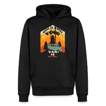 Home is... - Männer Premium Bio Hoodie - Schwarz - Vorne - Nico (187cm)