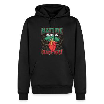 Die Natur lässt mein Herz höher schlagen. - Männer Premium Bio Hoodie - Schwarz - Vorne - Nico (187cm)