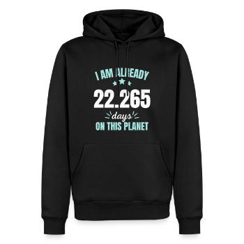 Déjà 22265 jours sur cette planète 61ème anniversaire - Sweat à capuche Premium bio Homme - noir - Devant - Nico (187cm)