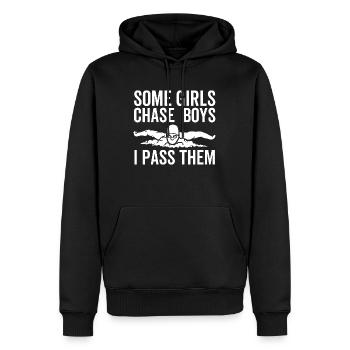 Certaines filles chassent les garçons Je les dépasse - Sweat à capuche Premium bio Homme - noir - Devant - Nico (187cm)