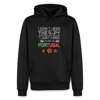 I don't need Therapy, i just neet to go Portugal - Männer Premium Bio Hoodie - Schwarz - Vorne - Nico (187cm)