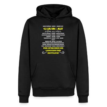 42 Jahre - Männer Premium Bio Hoodie - Schwarz - Vorne - Nico (187cm)