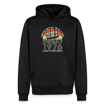 Jahrgang 1976 Geburtstag 1976 Jahrgang 1976 - Männer Premium Bio Hoodie - Schwarz - Vorne - Nico (187cm)