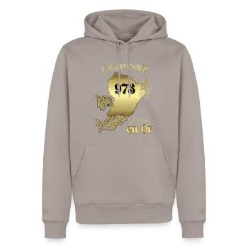 Wunderschönes Französisch-Guayana 973 Länder In Gold Kreolisch - Männer Premium Bio Hoodie - Taupe - Vorne - Nico (187cm)