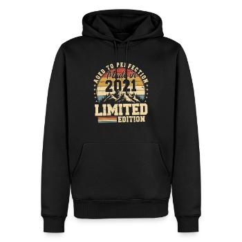 Einzigartig seit 2021 - Männer Premium Bio Hoodie - Schwarz - Vorne - Nico (187cm)