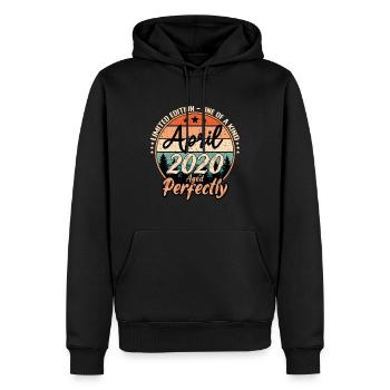 April 2020 Jubiläum 2020 Legenden April - Männer Premium Bio Hoodie - Schwarz - Vorne - Nico (187cm)