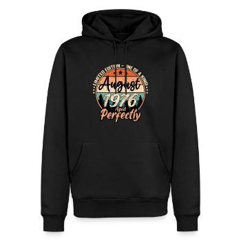August 1976 Jubiläum 1976 Legenden August - Männer Premium Bio Hoodie - Schwarz - Vorne - Nico (187cm)