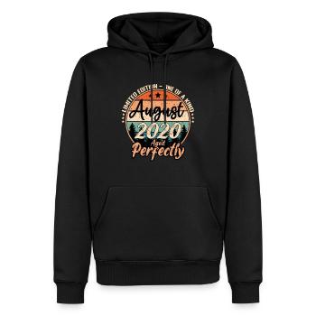 August 2020 Jubiläum 2020 Legenden August - Männer Premium Bio Hoodie - Schwarz - Vorne - Nico (187cm)