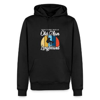 never underestimate an old man with a longboard - Männer Premium Bio Hoodie - Schwarz - Vorne - Nico (187cm)