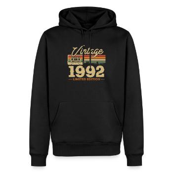 1992 - 31/32 anniversaire - Sweat à capuche Premium bio Homme - noir - Devant - Nico (187cm)