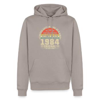 1984 Birthday - Men’s Premium Organic Hoodie - taupe - Front - Nico (187cm)