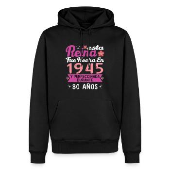 80 Jahre Geburtstagsgeschenk Frau aus dem Jahr 1945 - Männer Premium Bio Hoodie - Schwarz - Vorne - Nico (187cm)