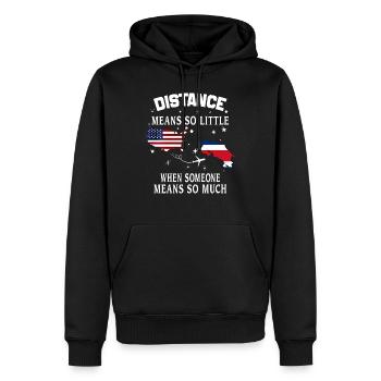 Distanz bedeutet so wenig, wenn jemand viel bedeutet - Männer Premium Bio Hoodie - Schwarz - Vorne - Nico (187cm)