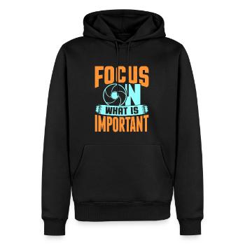Concentrez-vous sur ce qui est important Photographe de l’appareil photo - Sweat à capuche Premium bio Homme - noir - Devant - Nico (187cm)