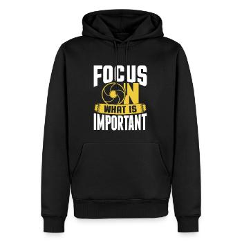 Concentrez-vous sur ce qui est important Photographe de l’appareil photo - Sweat à capuche Premium bio Homme - noir - Devant - Nico (187cm)