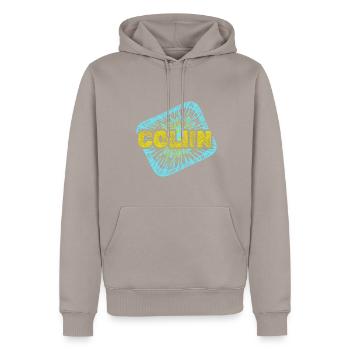 Geschenk für Collin - Männer Premium Bio Hoodie - Taupe - Vorne - Nico (187cm)