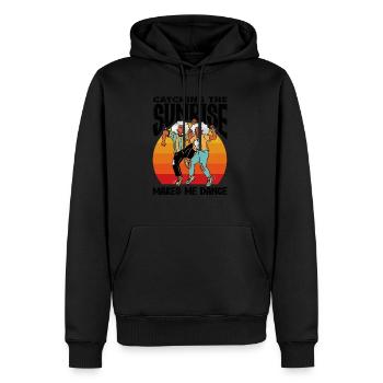 Catching the Sunrise Joyful - Männer Premium Bio Hoodie - Schwarz - Vorne - Nico (187cm)