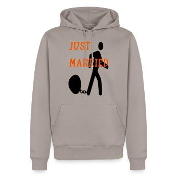 Gerade verheiratet - Männer Premium Bio Hoodie - Taupe - Vorne - Nico (187cm)
