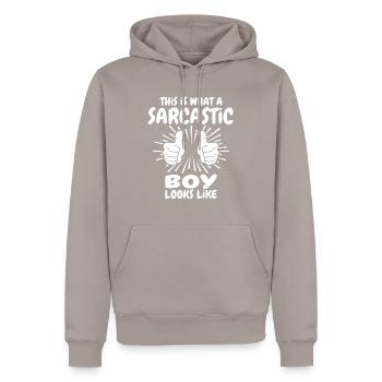 Sarkastischer Junge - Männer Premium Bio Hoodie - Taupe - Vorne - Nico (187cm)