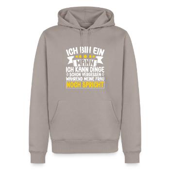 Ehemann Spruch Humor Geschenkidee Ich Bin Ein Mann - Männer Premium Bio Hoodie - Taupe - Vorne - Nico (187cm)