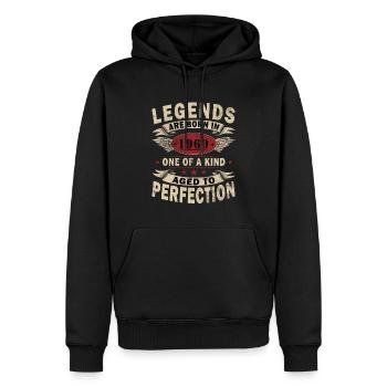 65 Jahre alt, Legenden 1960 Jahrgang 1960 Jubiläum - Männer Premium Bio Hoodie - Schwarz - Vorne - Nico (187cm)