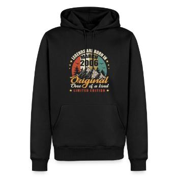 Original Legends Are Born im März 2006 🎉 - Männer Premium Bio Hoodie - Schwarz - Vorne - Nico (187cm)