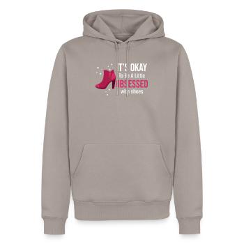 C’est normal d’être un peu obsédé par les chaussures - Sweat à capuche Premium bio Homme - taupe - Devant - Nico (187cm)