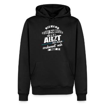 Arzt Ärzte Lustiger Spruch - Männer Premium Bio Hoodie - Schwarz - Vorne - Nico (187cm)