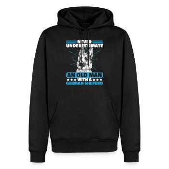 Never Underestimate an old man with german sheperd - Männer Premium Bio Hoodie - Schwarz - Vorne - Nico (187cm)