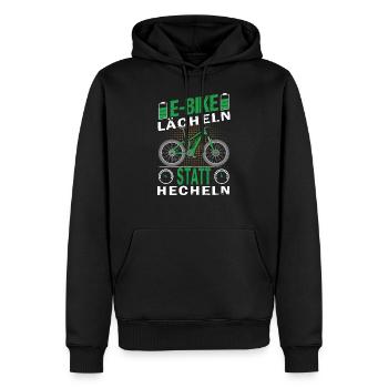 E-Bike -Lächeln statt hecheln - Männer Premium Bio Hoodie - Schwarz - Vorne - Nico (187cm)