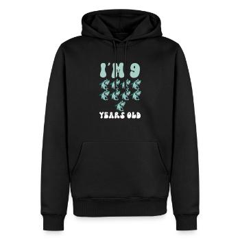 Dieser kleine Megalodon-Jäger ist 9 - - Männer Premium Bio Hoodie - Schwarz - Vorne - Nico (187cm)
