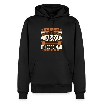 Schach macht die Leute nicht verrückt, es hält verrückt - Männer Premium Bio Hoodie - Schwarz - Vorne - Nico (187cm)