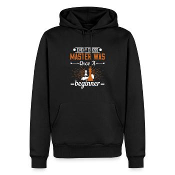 Jeder Schachmeister war einmal ein Anfänger - Männer Premium Bio Hoodie - Schwarz - Vorne - Nico (187cm)