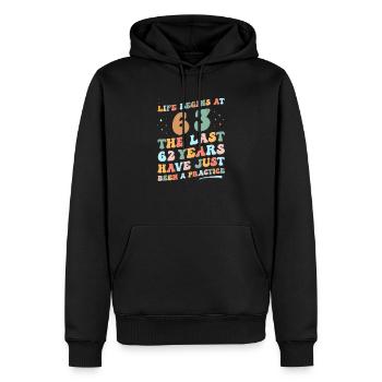 63. Geburtstag Mann Frau 2023 Funny Groovy Life - Männer Premium Bio Hoodie - Schwarz - Vorne - Nico (187cm)