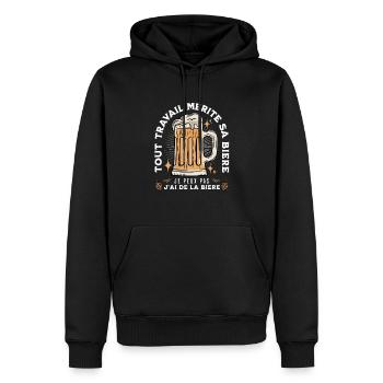 T-shirt Tout travail merite sa biere - Sweat à capuche Premium bio Homme - noir - Devant - Nico (187cm)