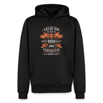 August 2023 Jubiläum 2023 Legenden August - Männer Premium Bio Hoodie - Schwarz - Vorne - Nico (187cm)