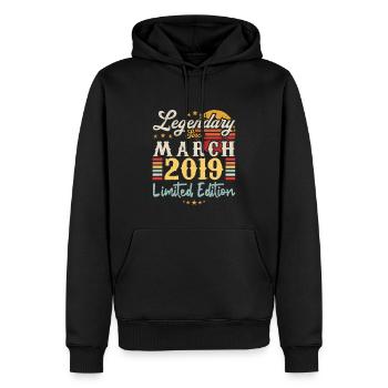 Legendary Since March 2019 - Limited Edition - Sweat à capuche Premium bio Homme - noir - Devant - Nico (187cm)